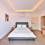 çukurbağ 4 Bedroom With Private Pool Villa *