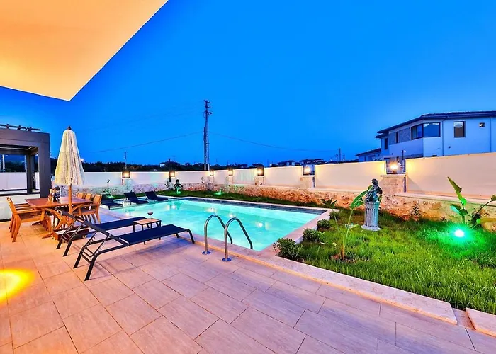 וילה 4 Bedroom With Private Pool קס