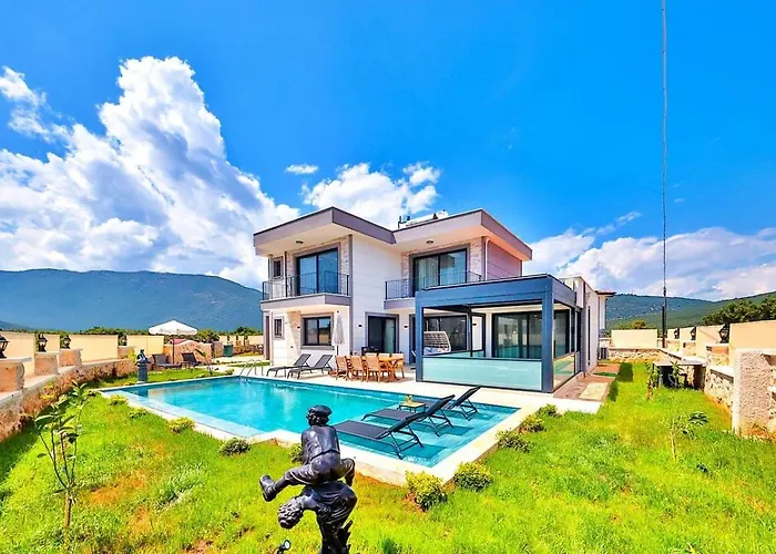 4 Bedroom With Private Pool וילה קס