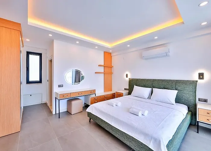 4 Bedroom With Private Pool