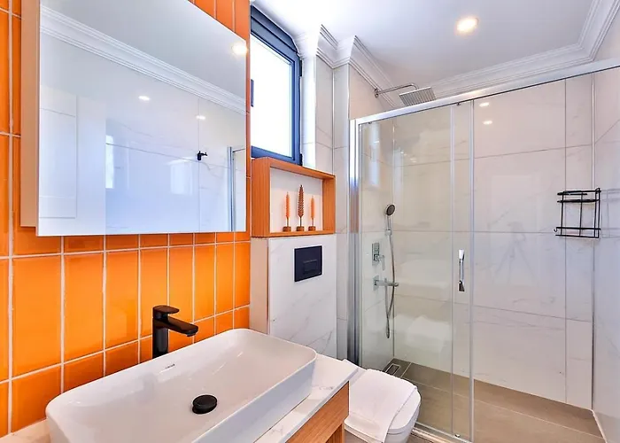 4 Bedroom With Private Pool